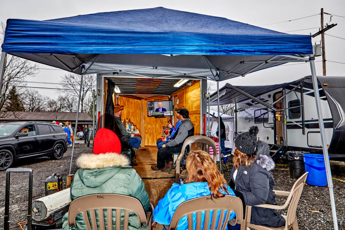 The tented, TV’ed, tippling pregame setups at Highmark get high marks for innovation.